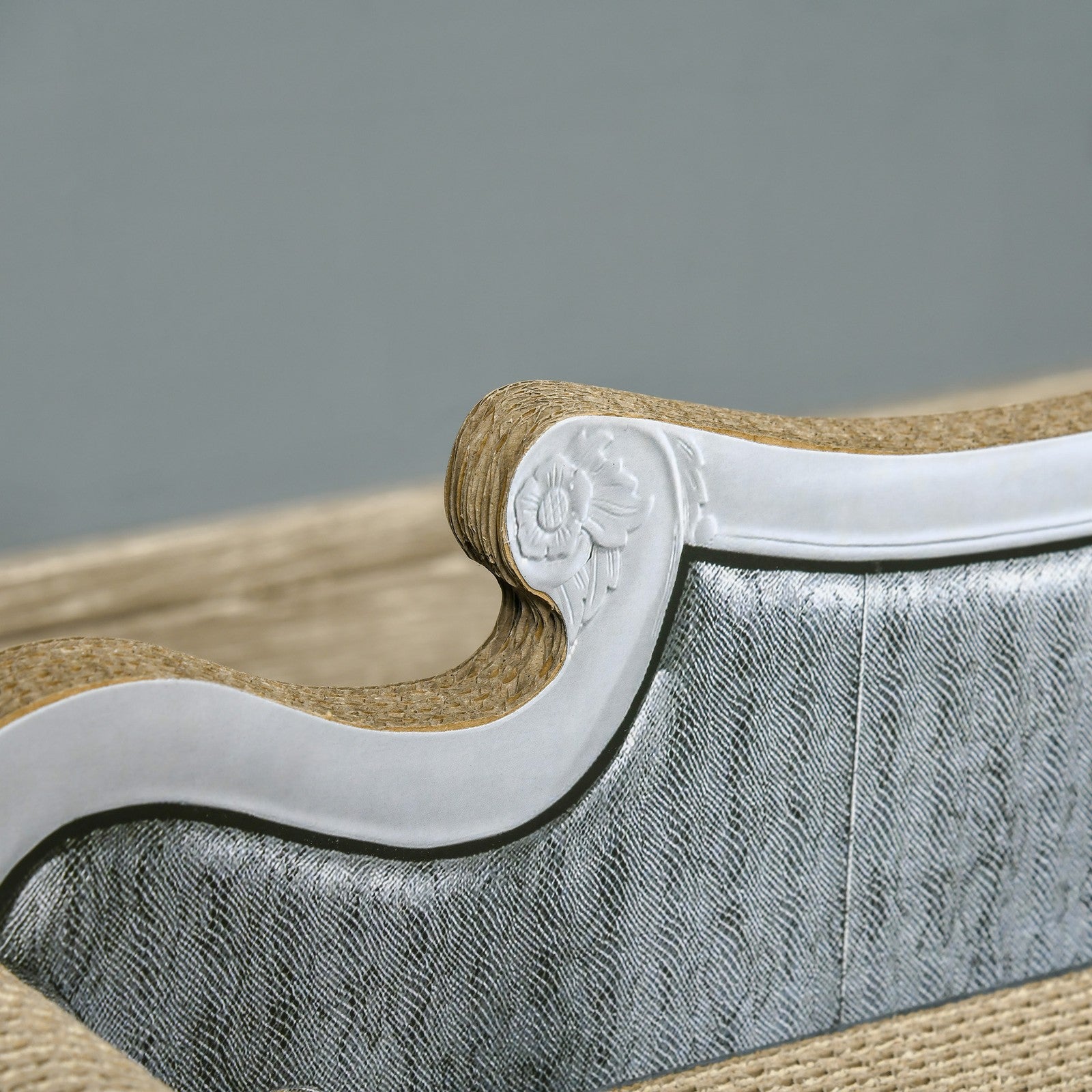 Stylish Cat Scratching Board and Lounger – Ultimate Comfort for Your Feline Friend